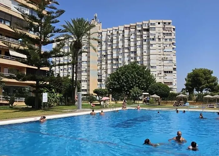 Moderno Estudio En *